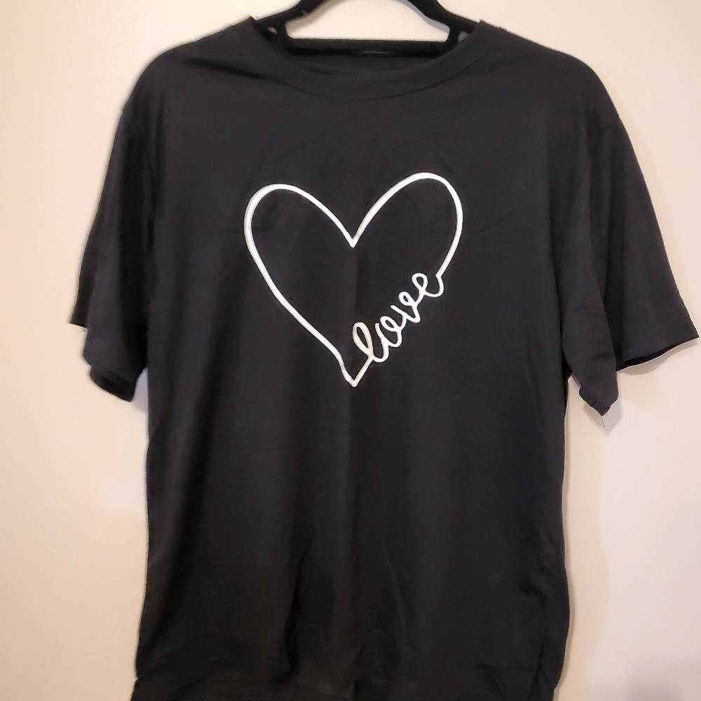 Womens love tee shirt